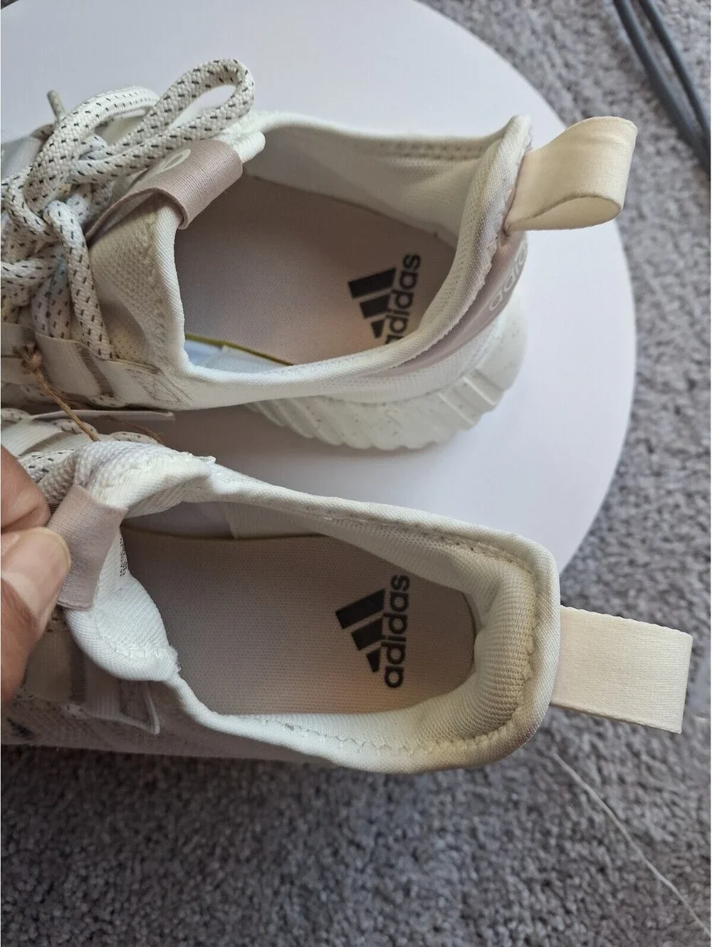 Adidas Women's Kaptir Flow Sneaker US 9